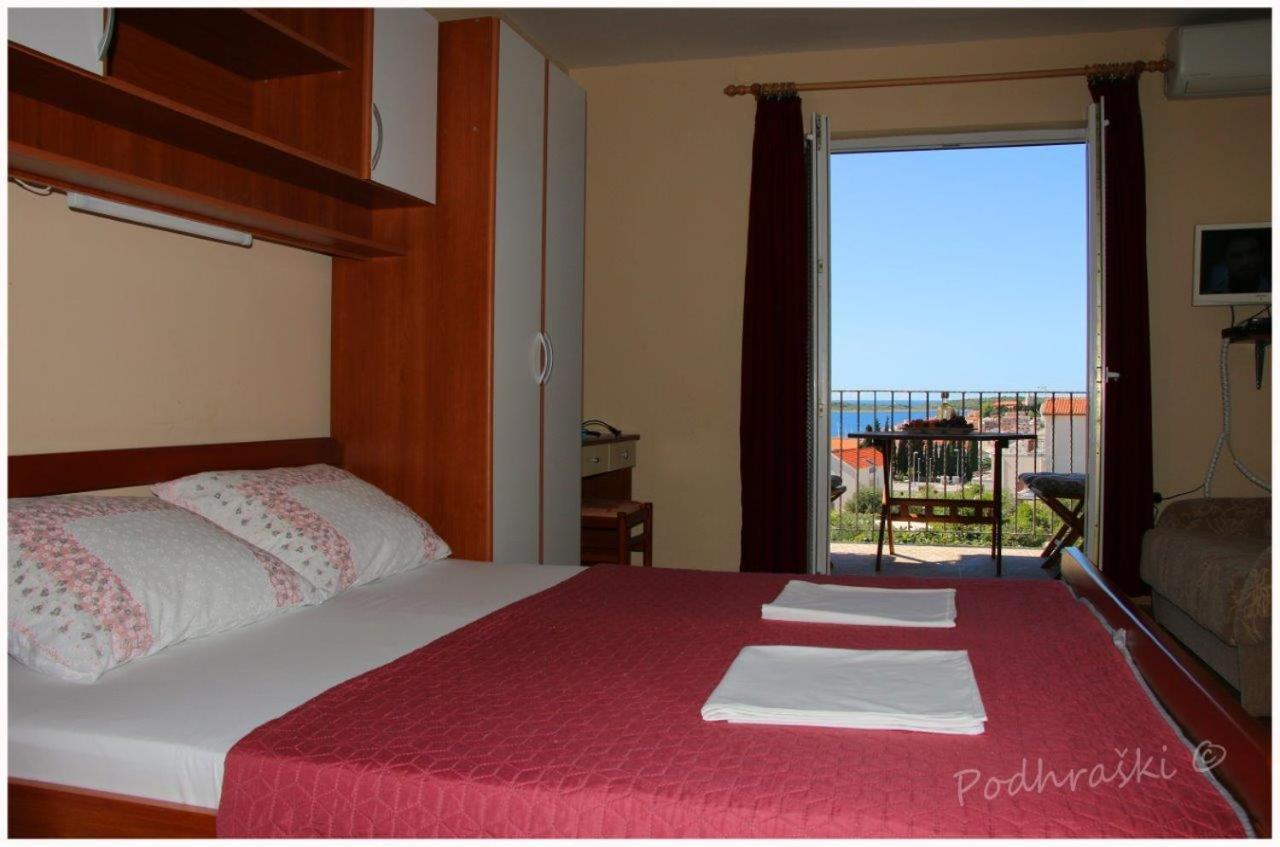 Primosten Apartments Εξωτερικό φωτογραφία
