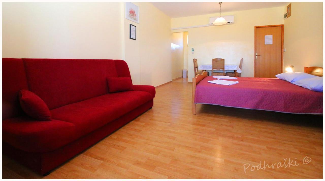 Primosten Apartments Εξωτερικό φωτογραφία