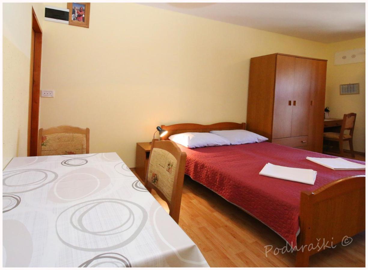 Primosten Apartments Εξωτερικό φωτογραφία